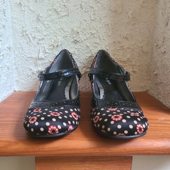 Pinup pumps - Picture 2 of 12